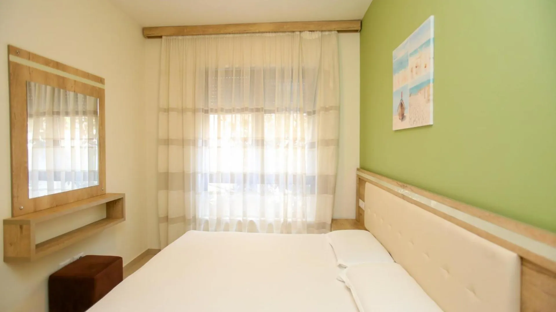 Apartment, Steps From Sea Vlore Apartment